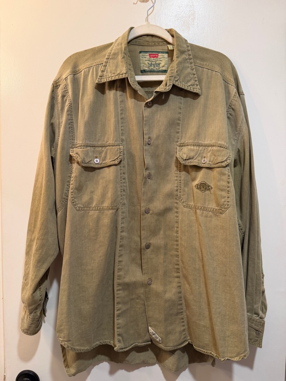 Levi's Khaki Cotton Button-Up Shirt - Large